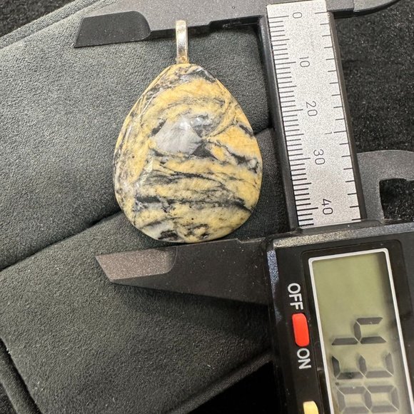 Canadian Pinolite handmade Pendent - Picture 4 of 5